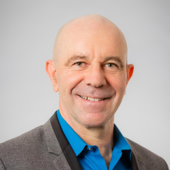  Professor Ross Andel