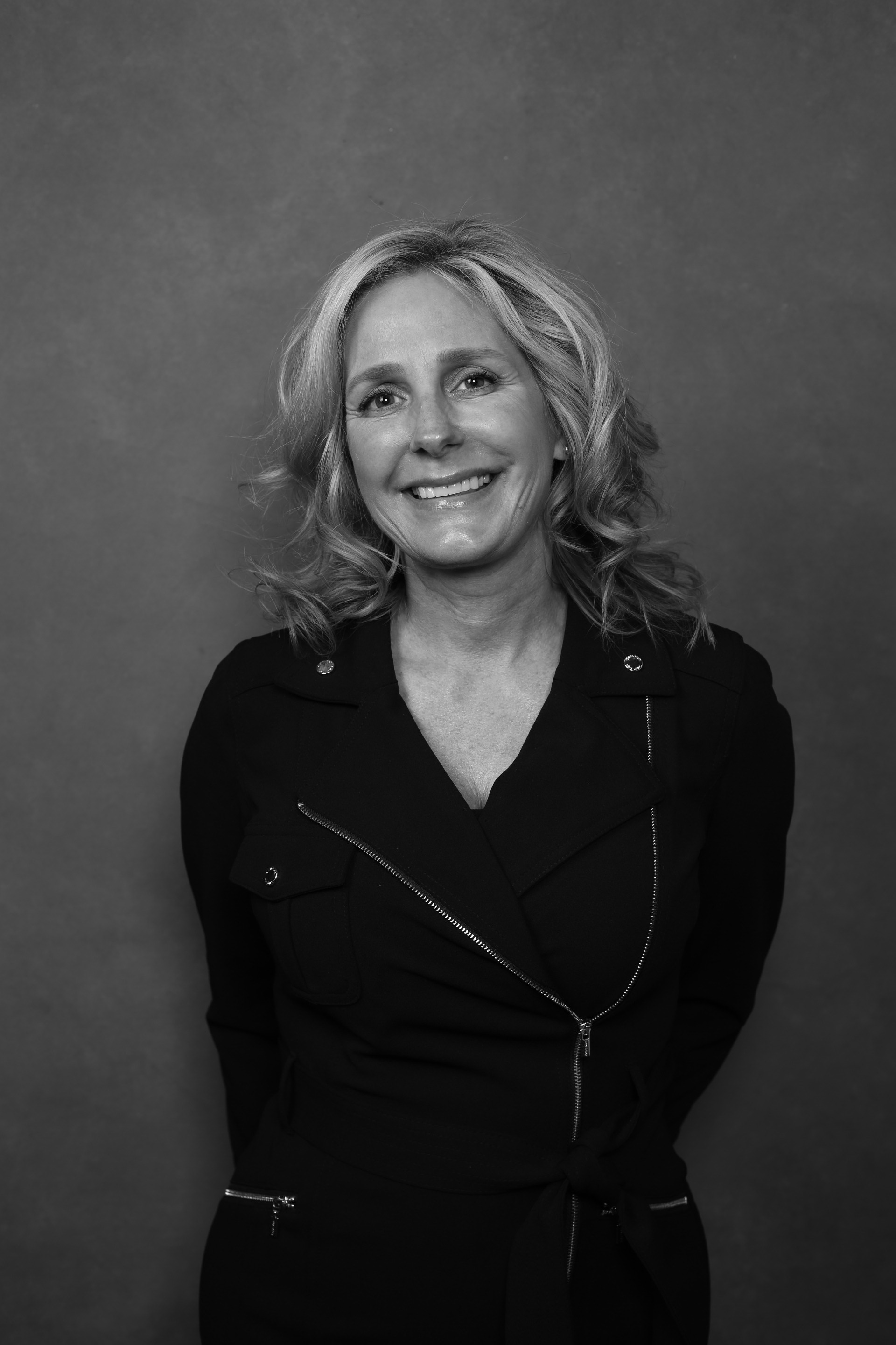 SuzyEngwallHeadshot - Suzy Engwall